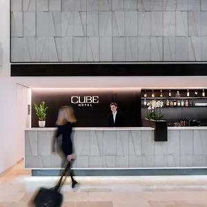 Cube 4* Praag